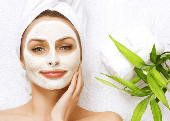 Masque de rajeunissement du visage