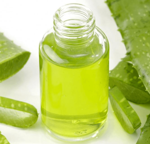 Masques multicomposants pour le rajeunissement de la peau du visage avec de l'aloe