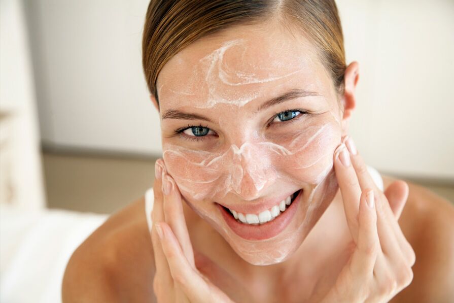 Rajeunissement de la peau du visage